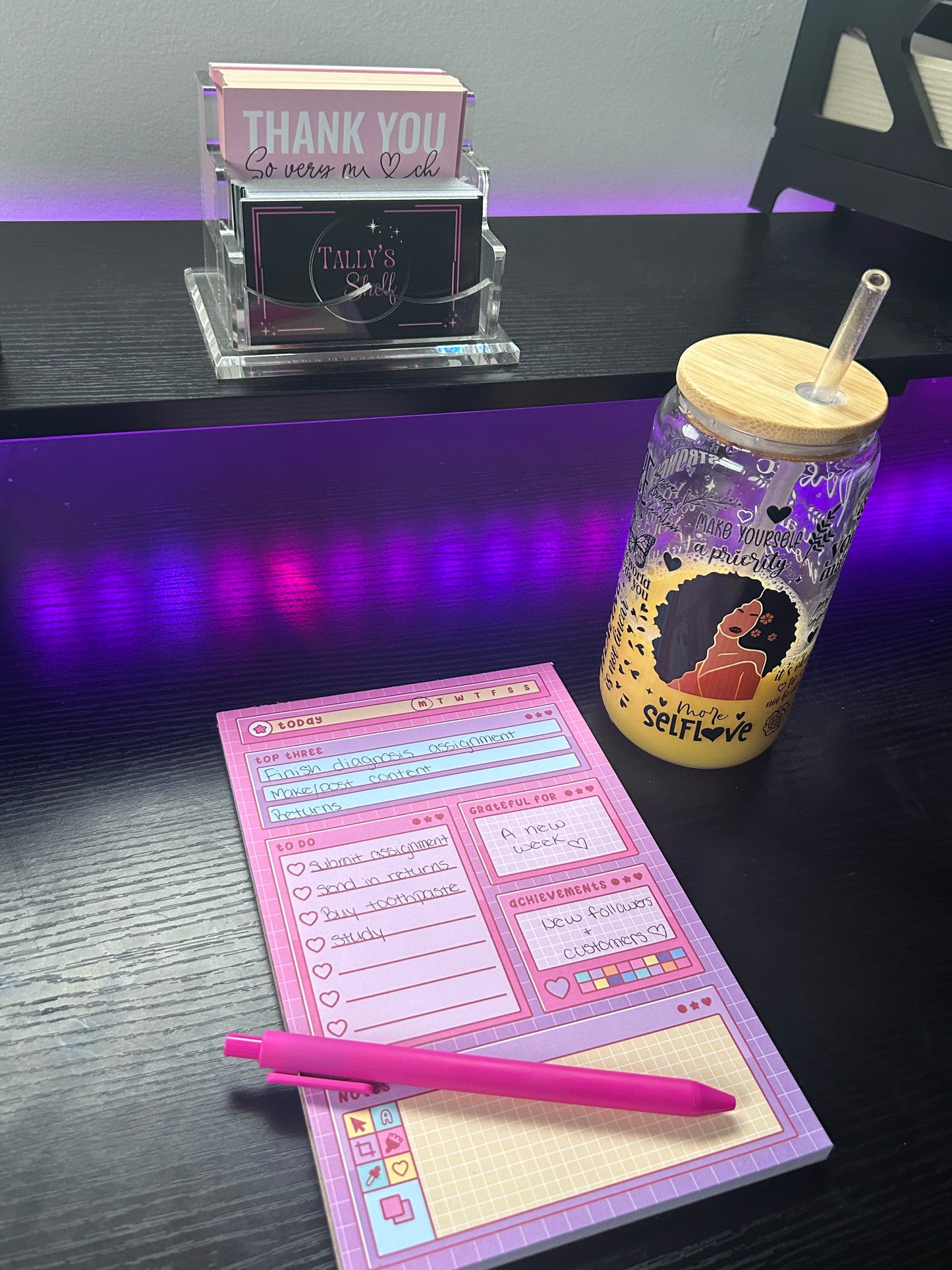 Artsy Daily Planner Pad